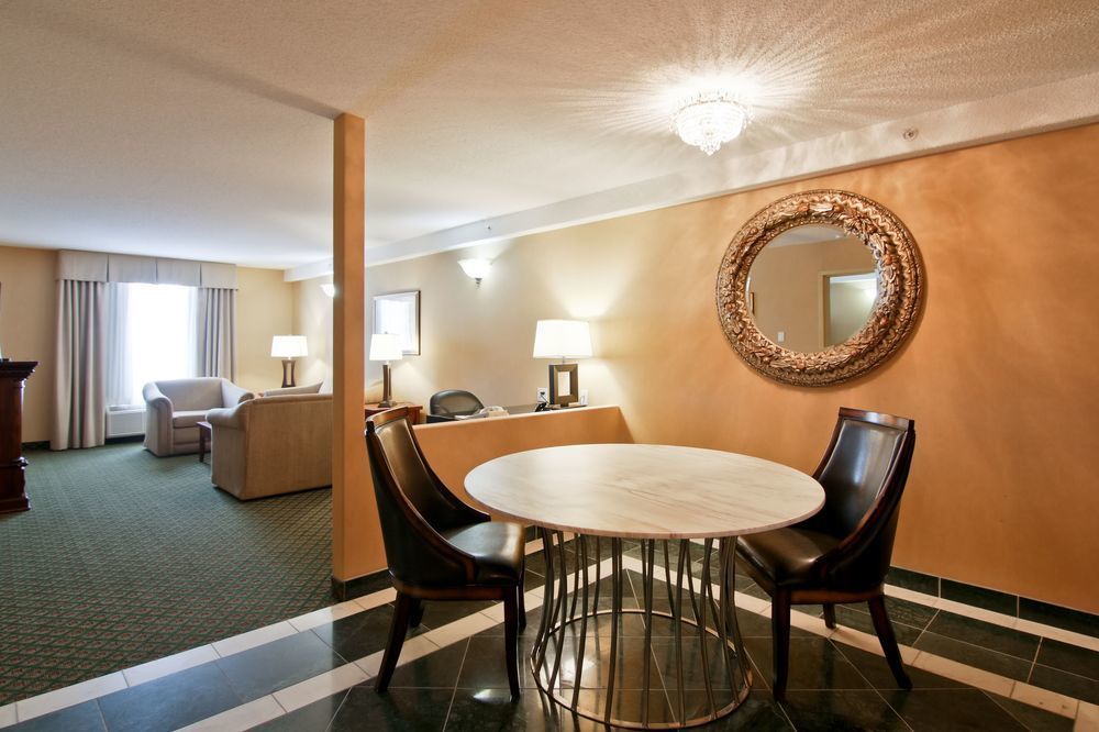 แคลเรียน โฮเต็ล แอนด์ คอนเฟอเรนซ์ เซ็นเตอร์ Hotel เชอร์วูด พาร์ค ภายนอก รูปภาพ